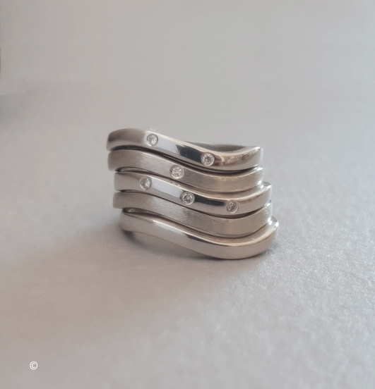 Bague Fine Trois Diamants
