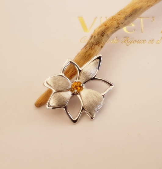 Pendentif Petite Fleur Citrine